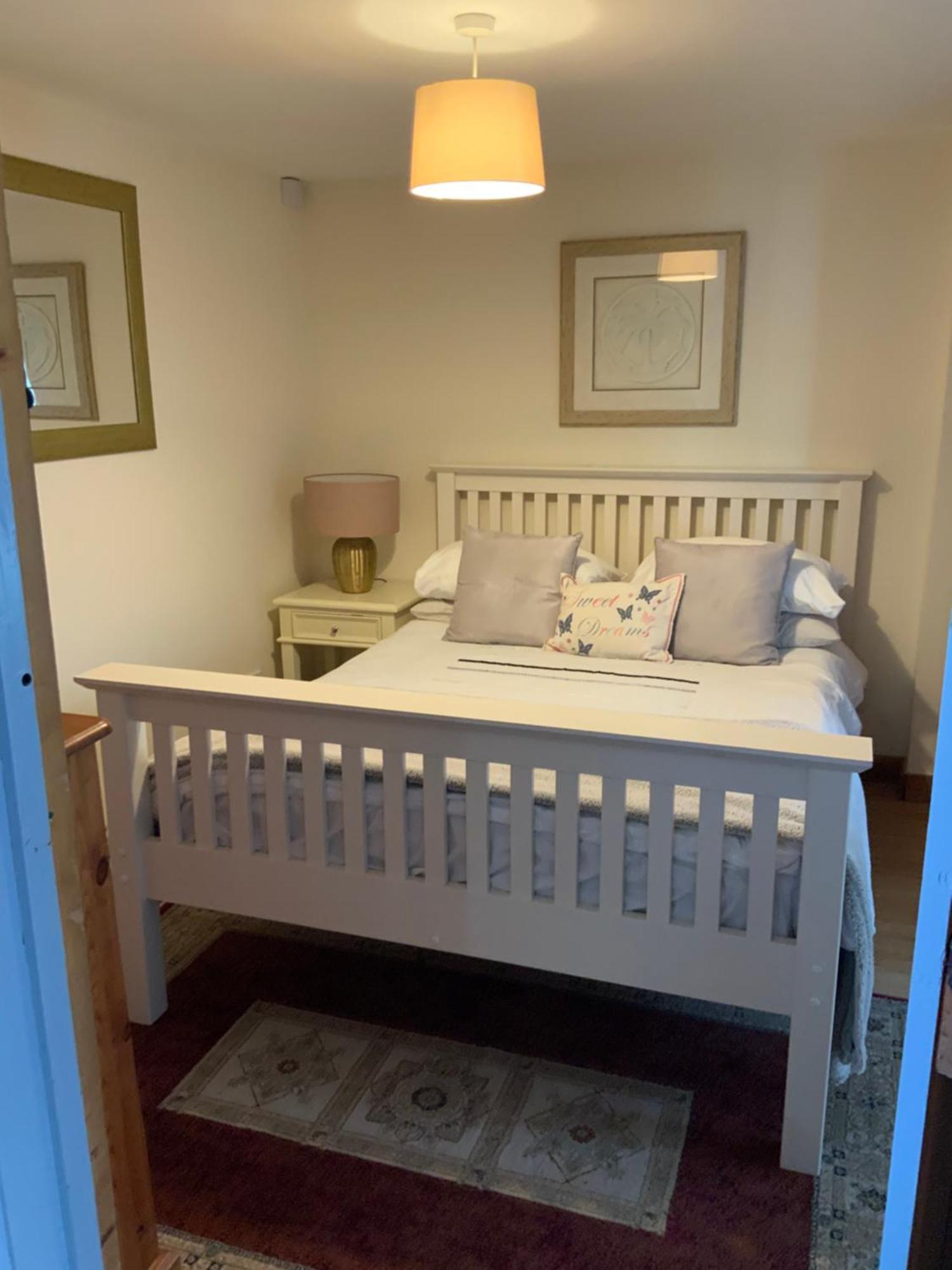 Woodpecker Cottage At Frog Trotters Cottages ハートプリー エクステリア 写真
